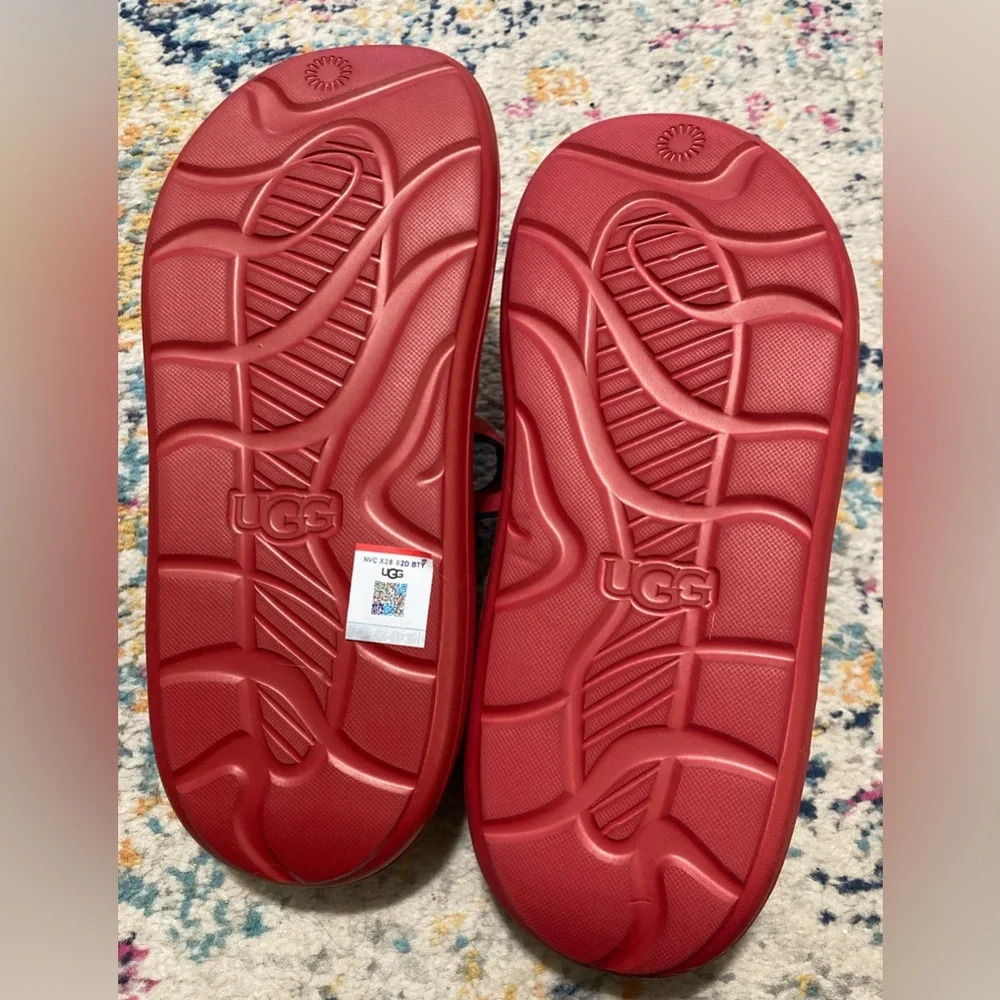 Ugg Yeah Sports Slides Mens size 9 NWT - Picture 3 of 4